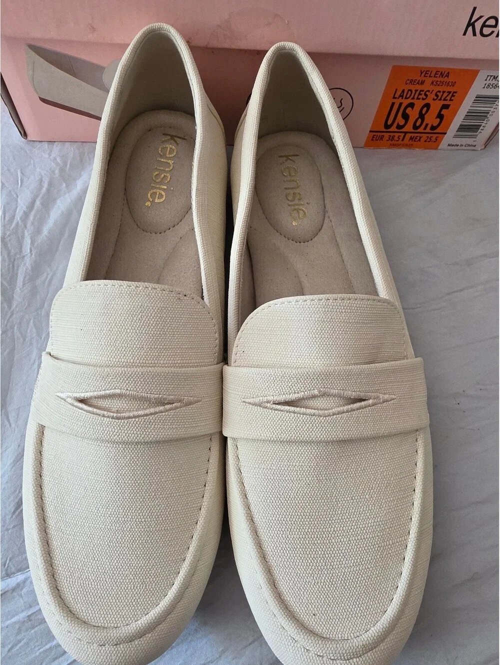 Kensie Yelena Cream Canvas Loafers Women's US 8.5 Comfortable Slip-On Shoes